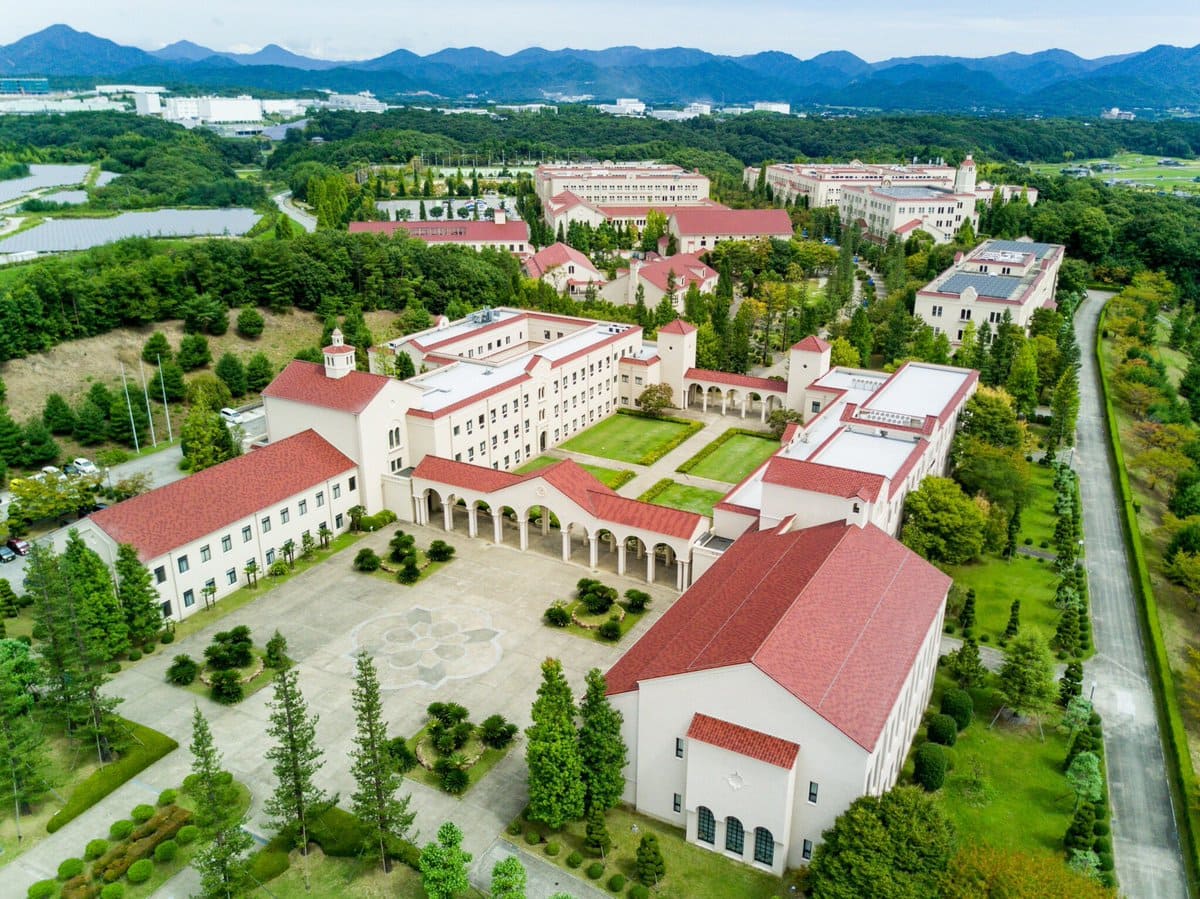関西学院大学